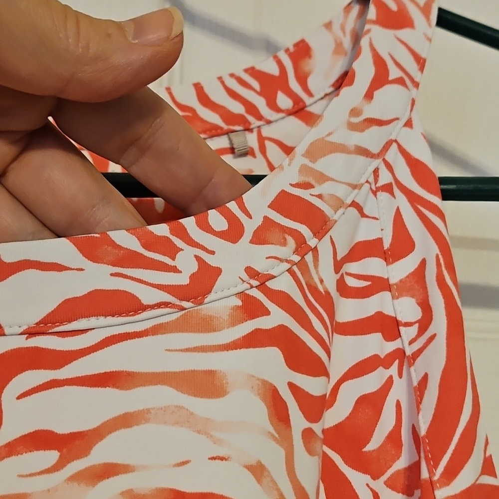Tommy Bahama Island Zone Coral and White Printed Athletic Tank Top - Picture 7 of 14